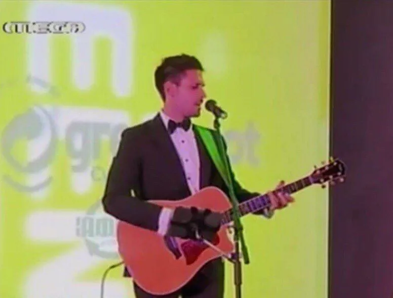 Live TV Mega Channel Cyprus acoustic guitar performance